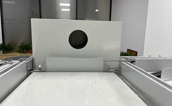 Stainless steel return air outlet detail